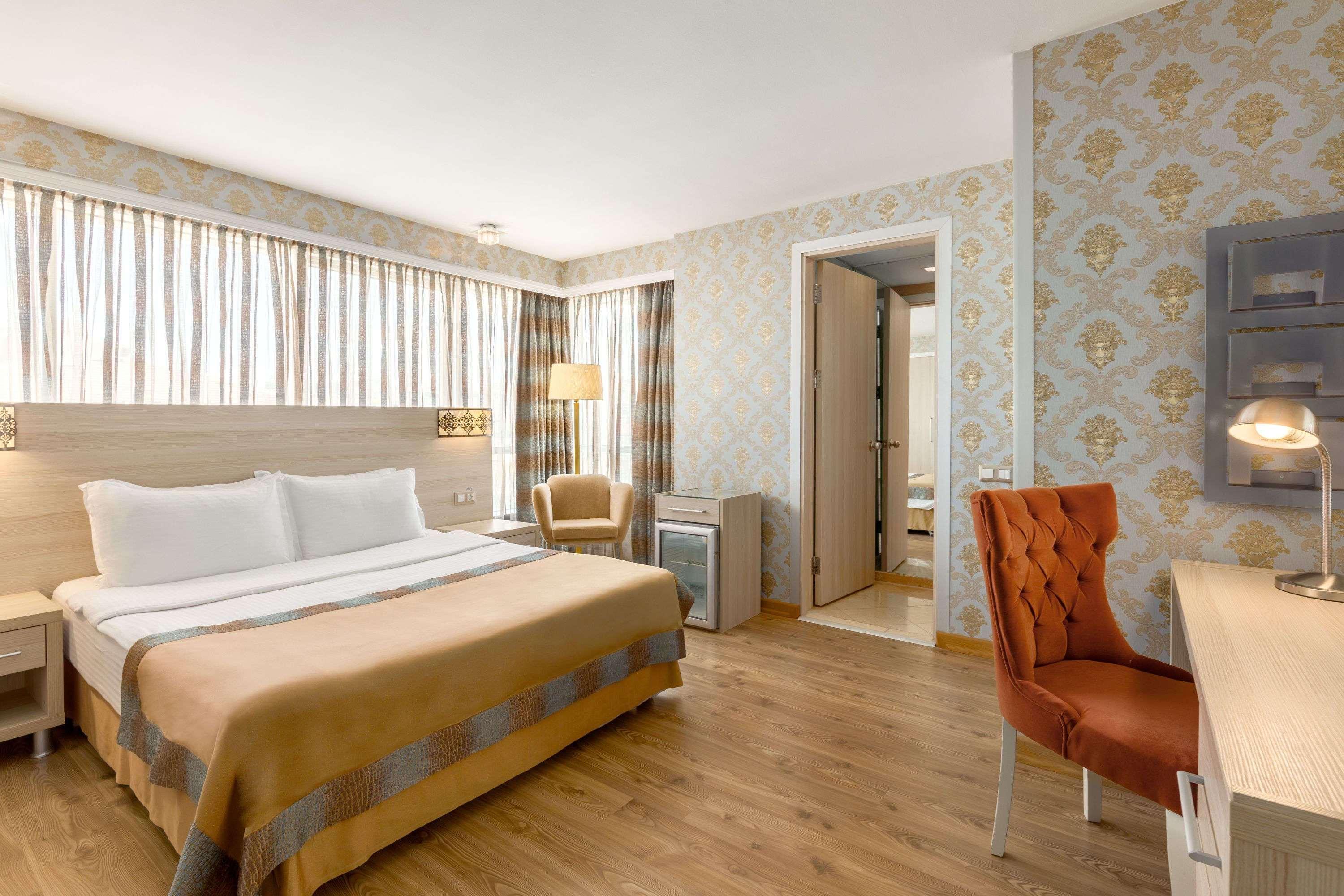Готель Ramada By Wyndham Анкара Екстер'єр фото