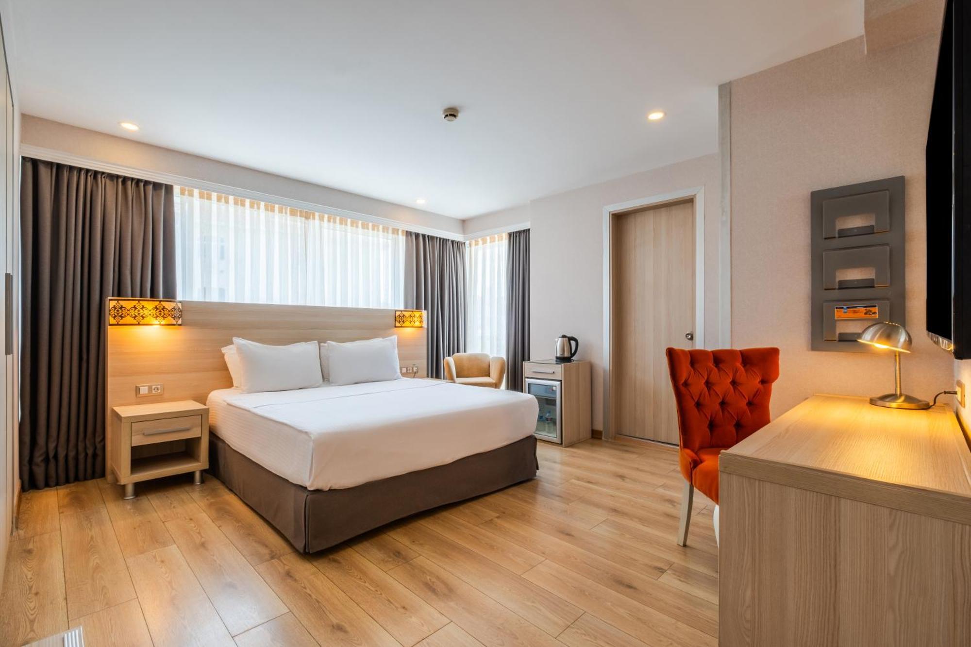 Готель Ramada By Wyndham Анкара Екстер'єр фото