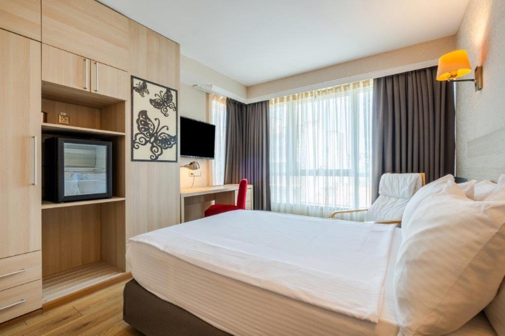 Готель Ramada By Wyndham Анкара Екстер'єр фото