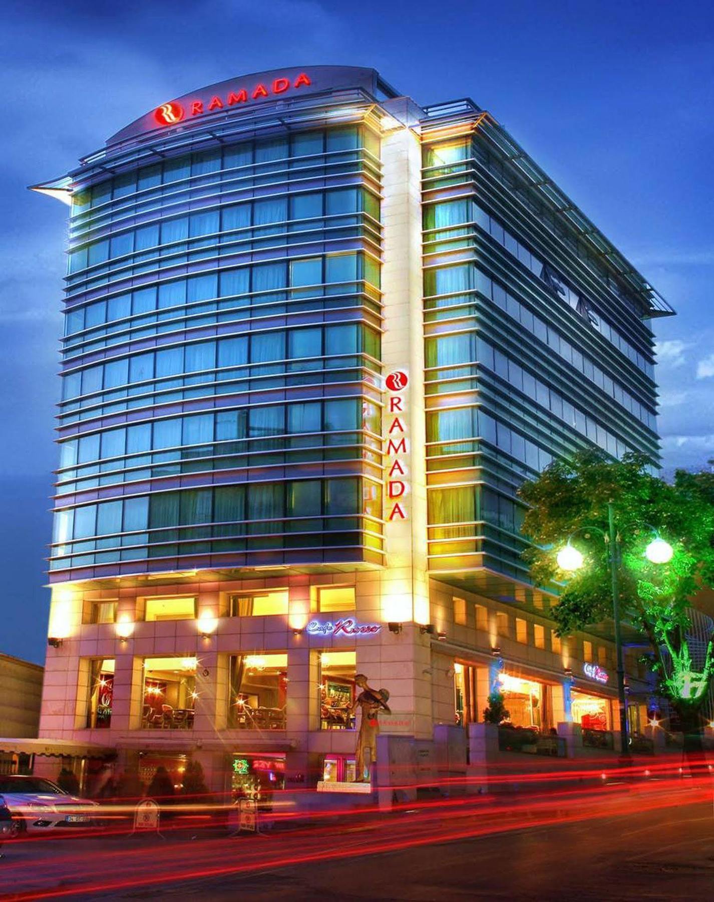 Готель Ramada By Wyndham Анкара Екстер'єр фото